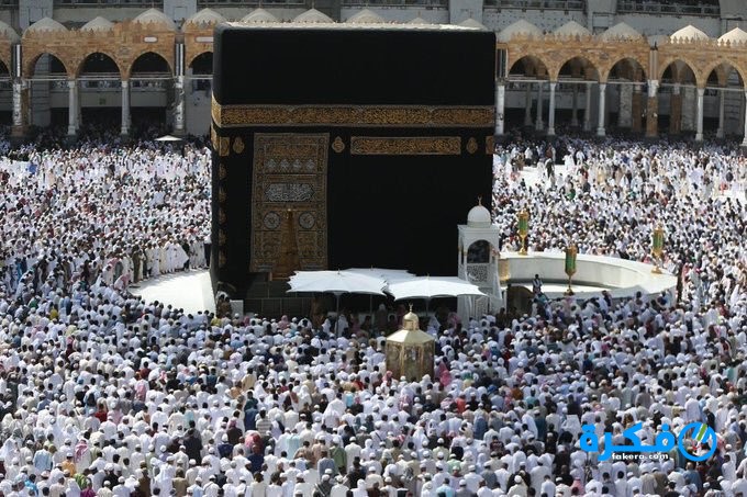 تفسير حلم تقبيل الحجر الاسود