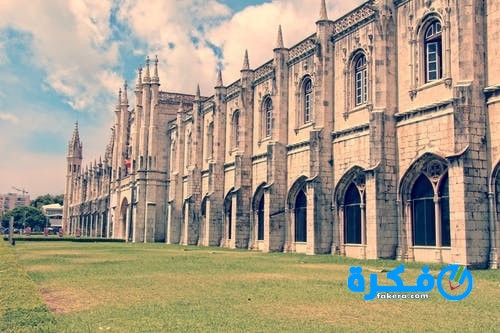 تفسير حلم رؤية المؤذن في المنام