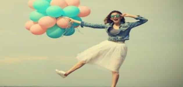 تفسير رؤية شخص سعيد في المن