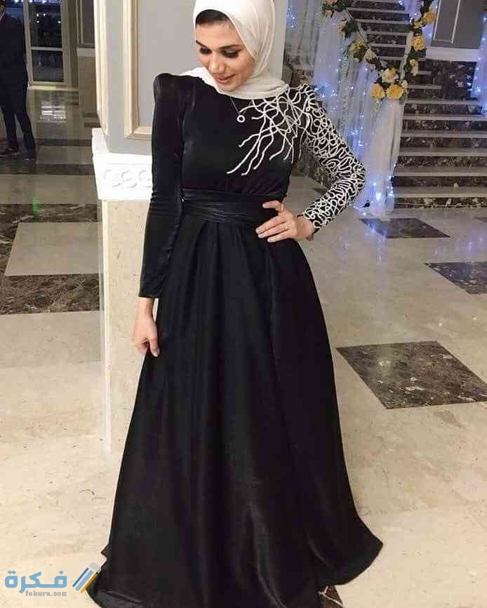 فستان محجبات بلون اسود