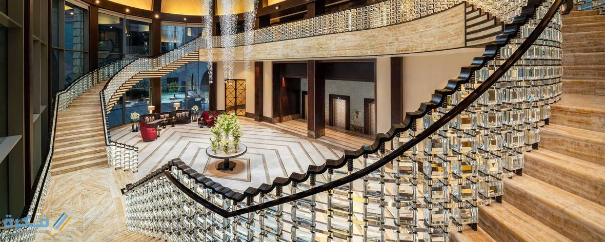 caixr crystal hall 9759 hor feat