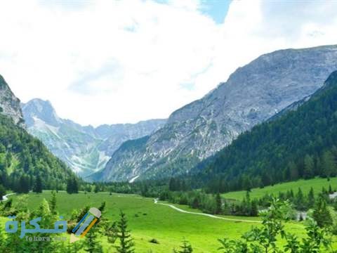 1150 ValleyJPG CrQu65 RT480x360 OS766x429 RD480x360