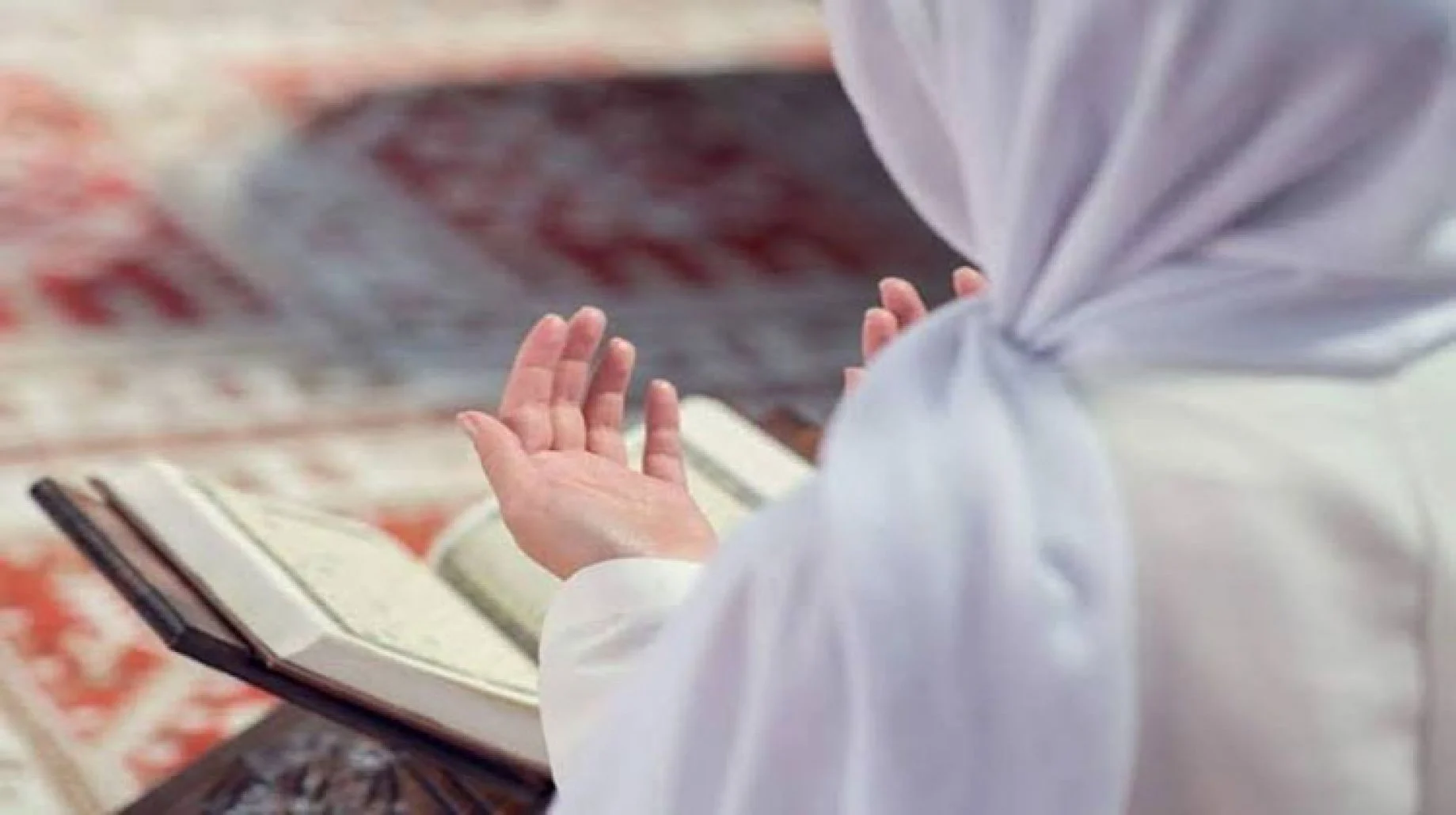 دعاء بعد صلاة التراويح الحمد لله الذي هدانا