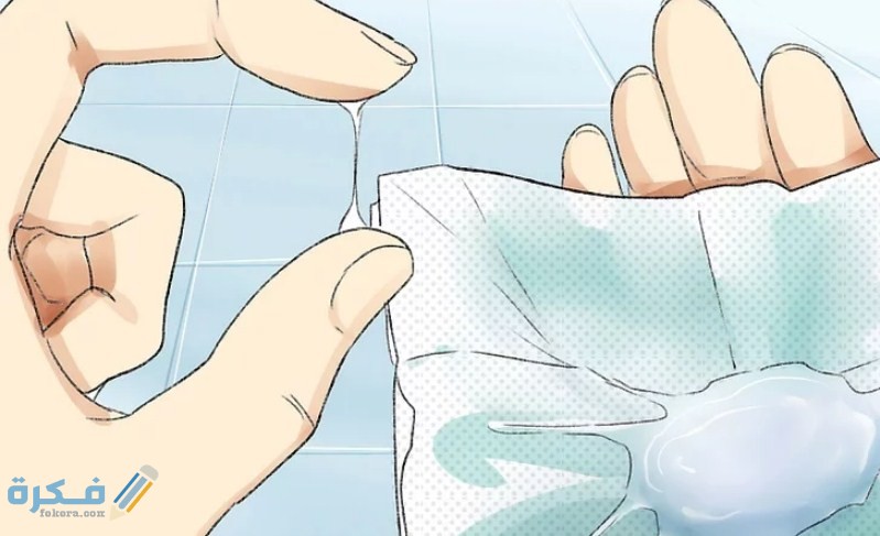 افرازات بيضاء مثل قطع المناديل 1