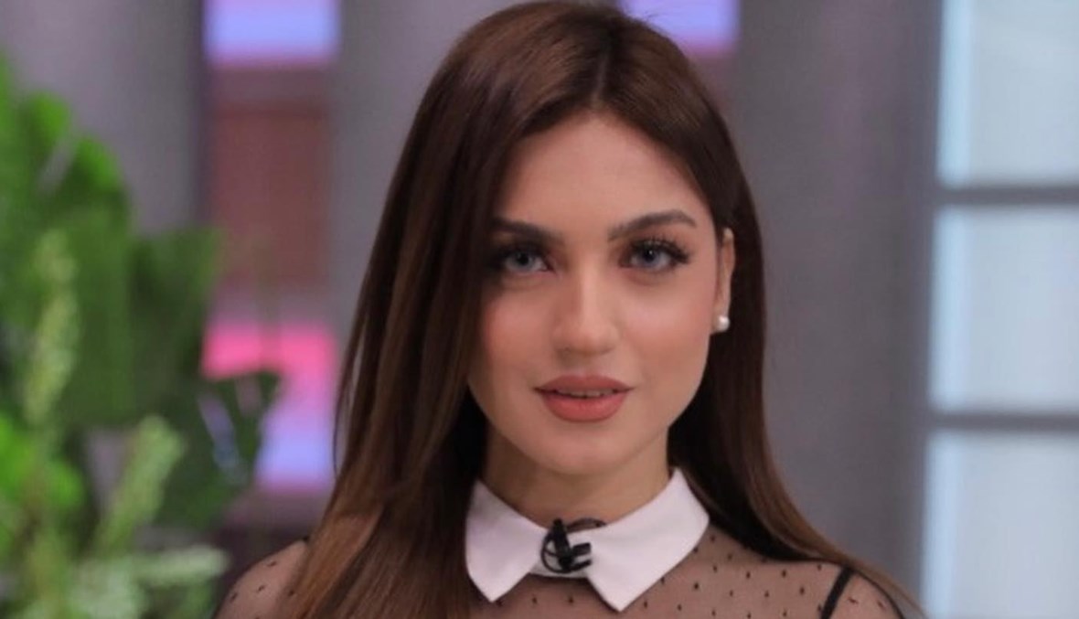 من هي ياسمين عز 3 75B9CB58 5597 428C AB92 488130C0DCD4