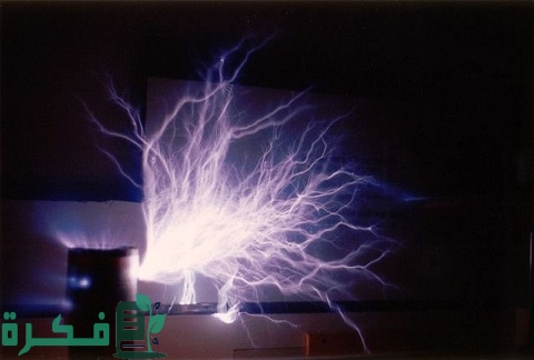 أنواع التفريغ الكهربائي واستخداماتها