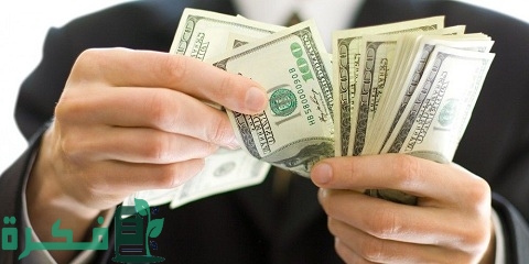 أحسن بلد تعمل فيها فلوس