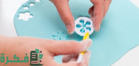 أدوات تشكيل عجينة السكر