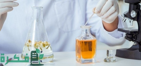 المركبات الكيميائية التي تدخل في صناعة العطور