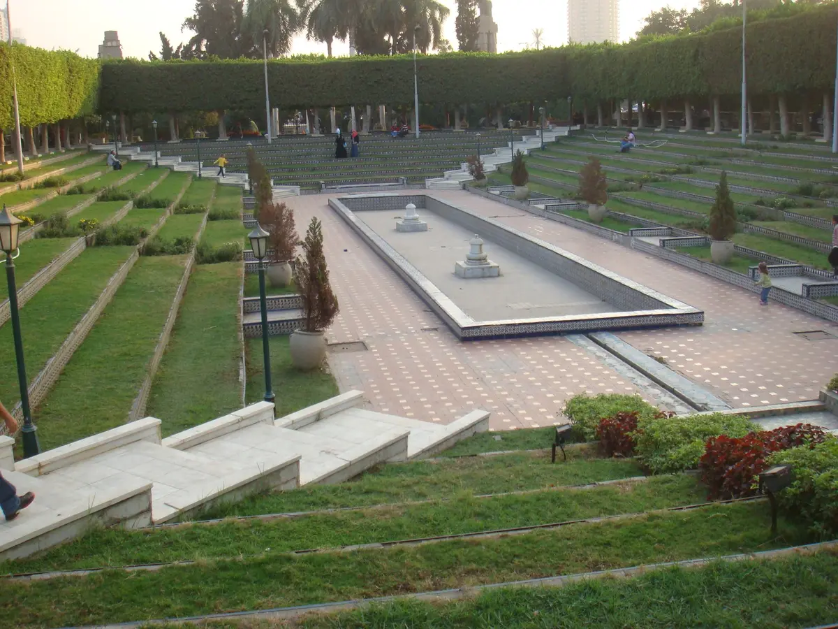 الطراز الفرعوني في تزيين الحدائق