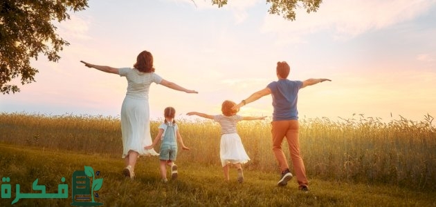 إذاعة مدرسية عن الأم والأب كاملة الفقرات