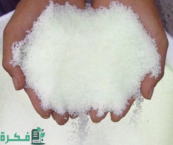 الفرق بين اليوريا ونترات النشادر واستخدامات كلًا منهما