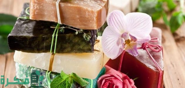 صناعة الصابون في المصانع