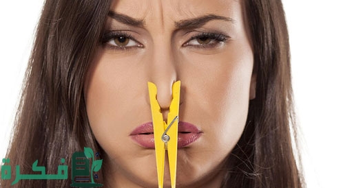 رائحة العرق مثل البصل عند النساء