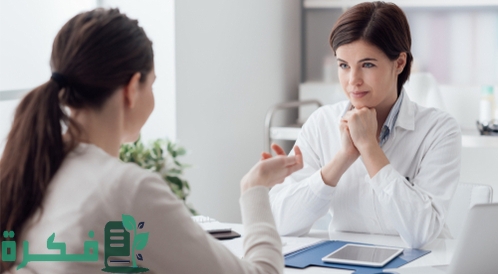 سبب عدم بروز الحلمتين للعزباء