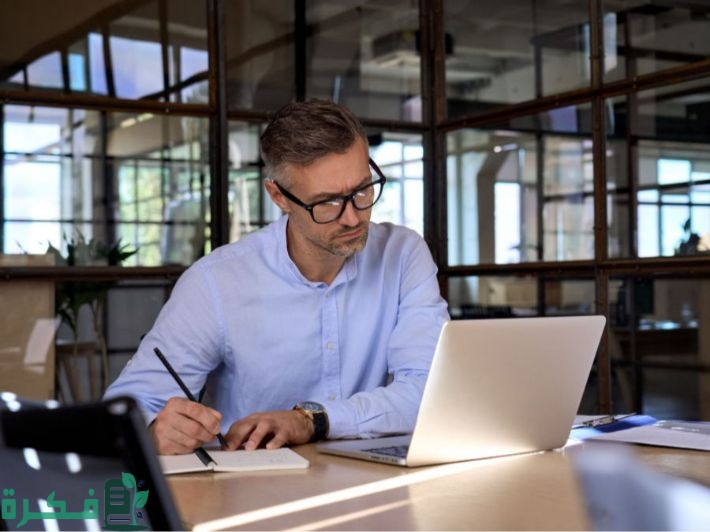 طريقة تحميل الباحث العلمي