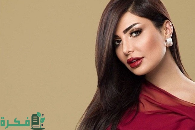 مكياج يناسب فستان نبيتي