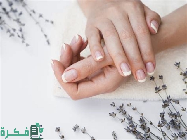 افضل 3 وصفات الزيوت لإزالة الجلد الميت حول الأظافر 10 أفضل وصفات الزيوت لإزالة الجلد الميت حول الأظافر