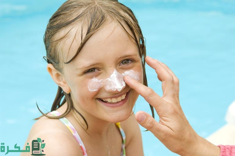 كيفية علاج اسمرار بشرة الأطفال من أشعة الشمس