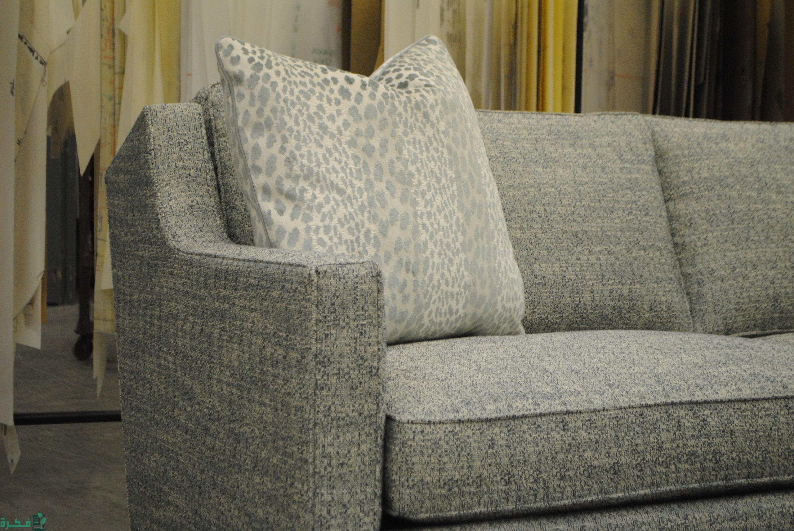 مميزات قماش الخيش للكنب