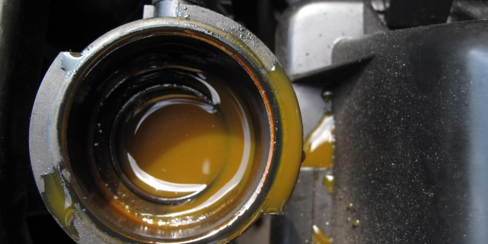 أسباب اختلاط ماء الرديتر بالزيت داخل المحرك