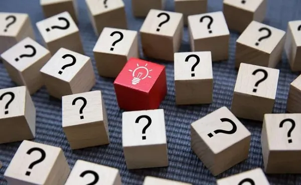 اذا احد قال بنام بحضنك وش ارد