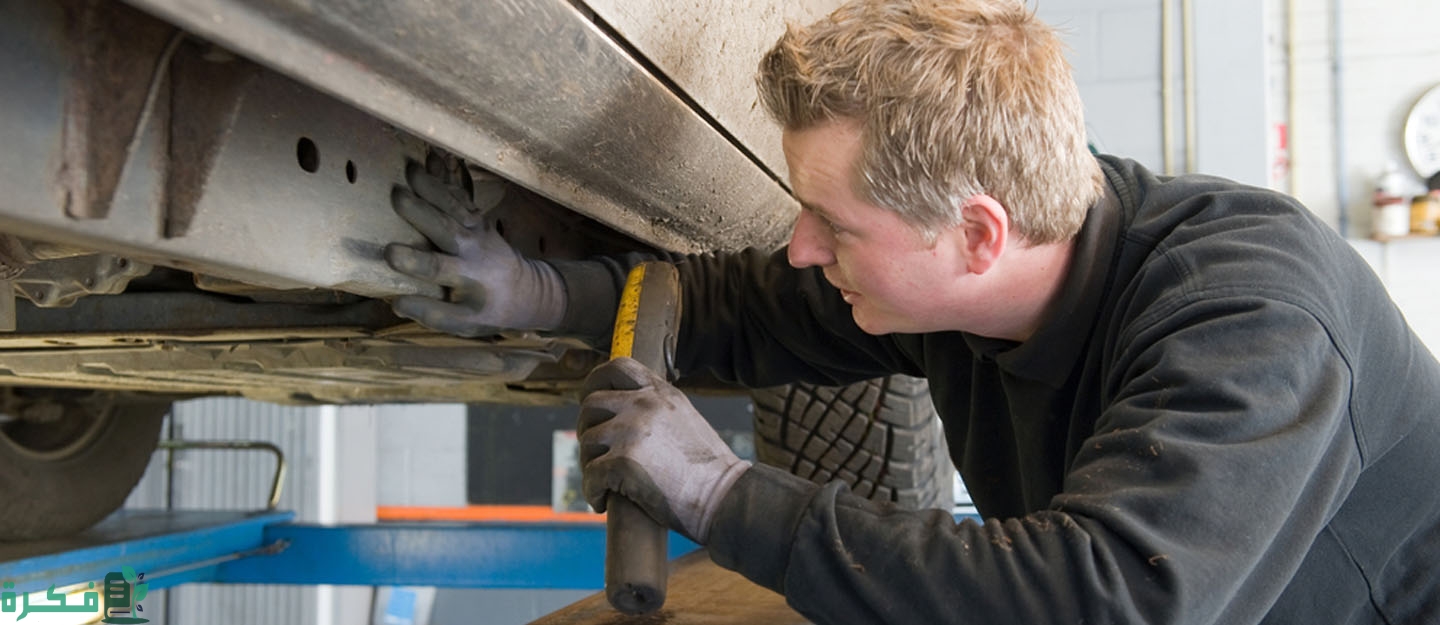 مكان رقم الشاصي في السيارة VIN