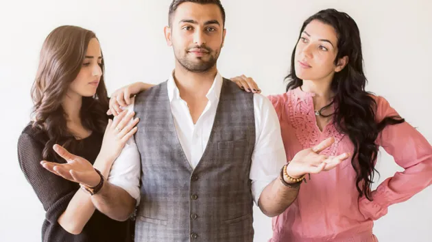 أيهما يفضل الرجل الزوجة الأولى أم الثانية