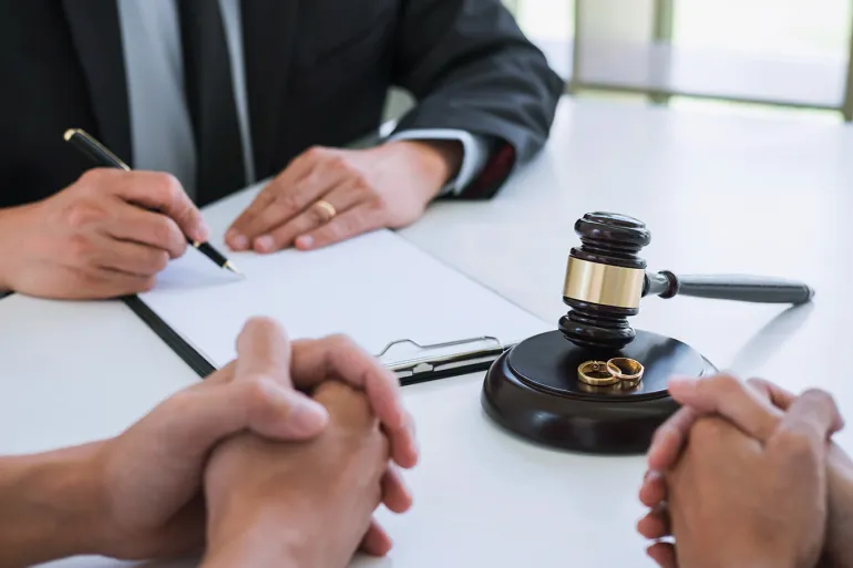 هل يجوز للزوجة الأولى طلب الطلاق بسبب التعدد 3 هل يجوز للزوجة الأولى طلب الطلاق بسبب التعدد