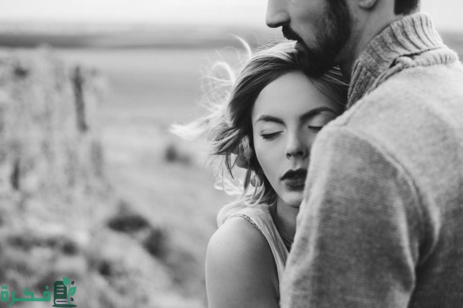 كابشن للصور الشخصية حب رومانسي من أغاني