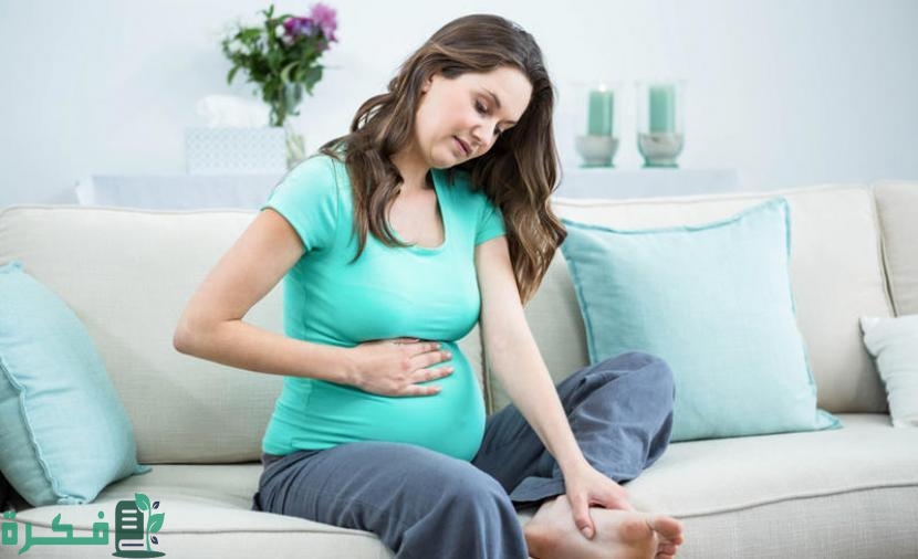 ما أسباب حرارة القدمين ليلًا للحامل؟