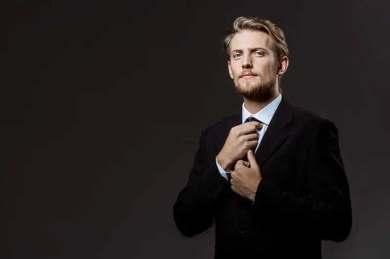 كيف يكون عندي كاريزما