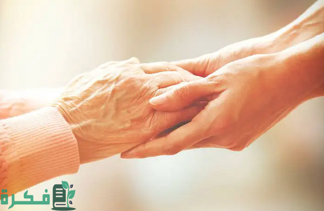 ما تفسير حلم الميت يسلم علي ويقبلني؟