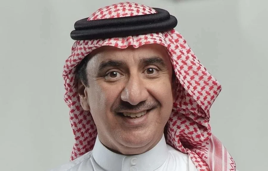 كم عمر الفنان السعودي حسن عسيري؟