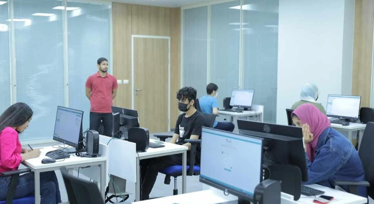 احصل على وظيفتك المثالية .. أفضل عشر تخصصات جامعية للعمل بالمملكة العربية السعودية