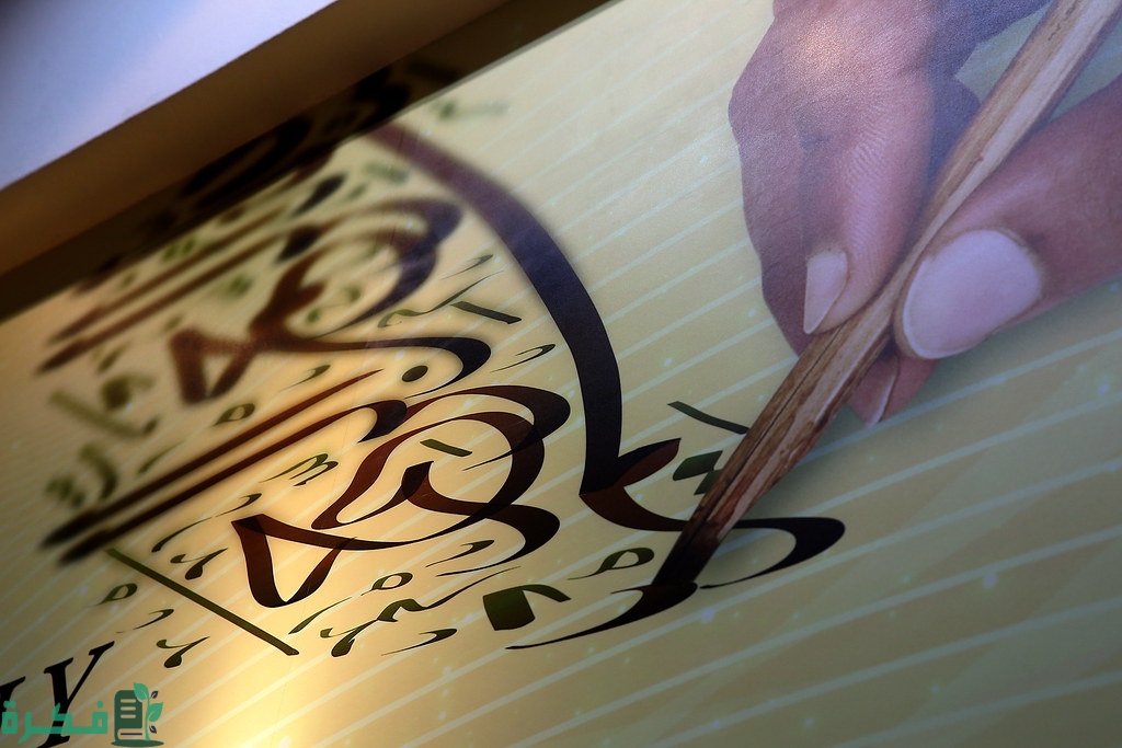 كم عدد القصائد المعلقات