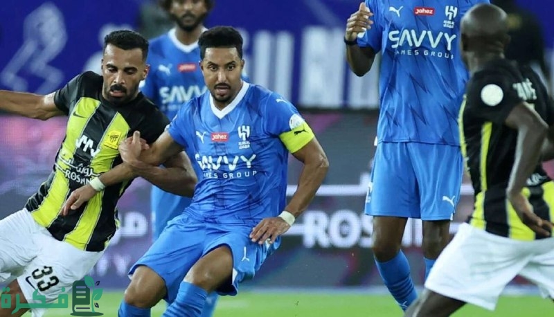 قبل مواجهة ضمك.. الهلال يجدد لنجمه موسمًا آخر