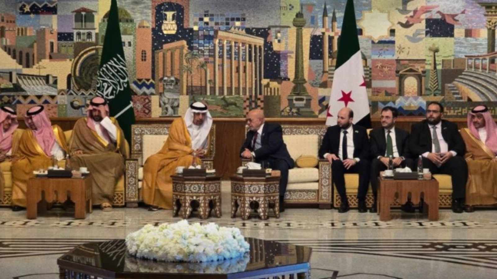 120 مستثمراً سعودياً يوقعون اتفاقيات في سورية بقيمة تتجاوز 15 مليار ريال