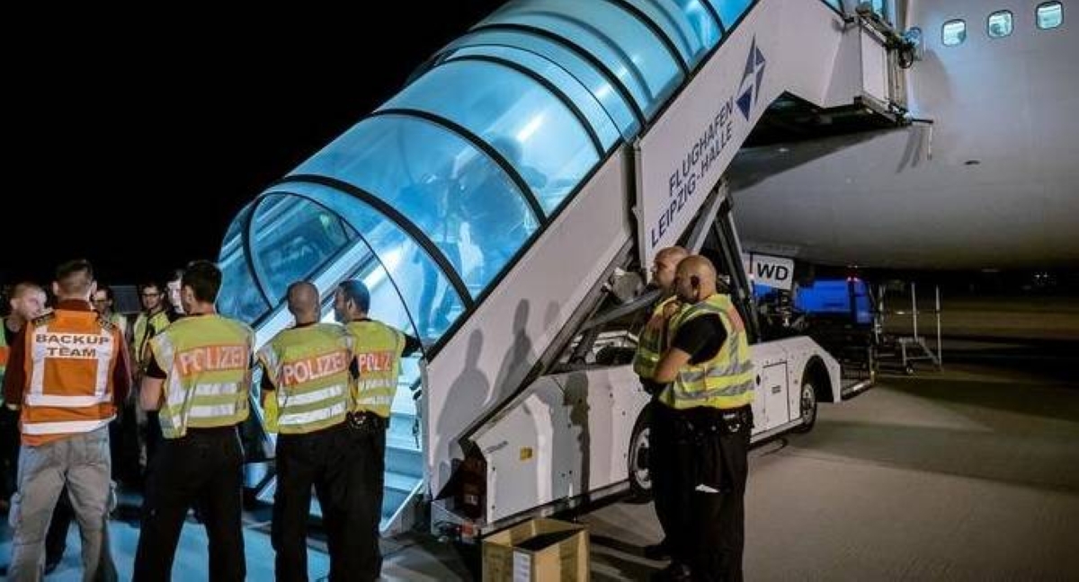 ألمانيا تسجل أكثر من 11800 عملية ترحيل في النصف الأول من 2025