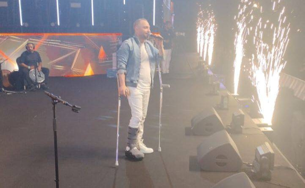 حسام حبيب يضيء سماء جدة بأول حفلاته مع الجمهور السعودي