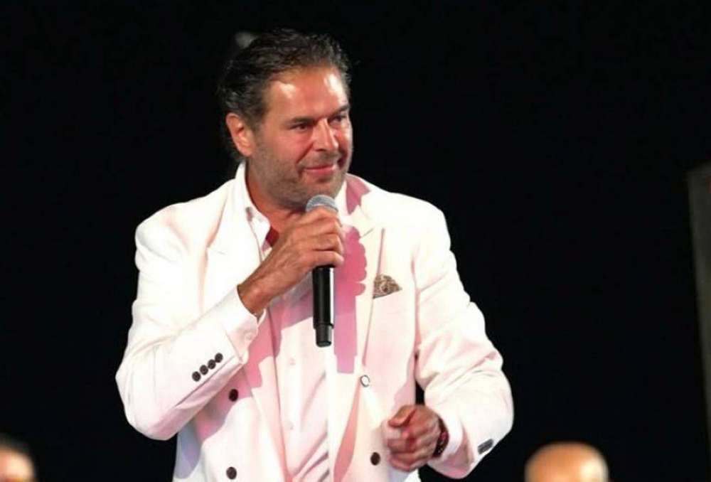 راغب علامة يتحدث لـ«عكاظ» بعد منعه من الغناء في مصر ويؤكد احترامه لقرارات النقابة