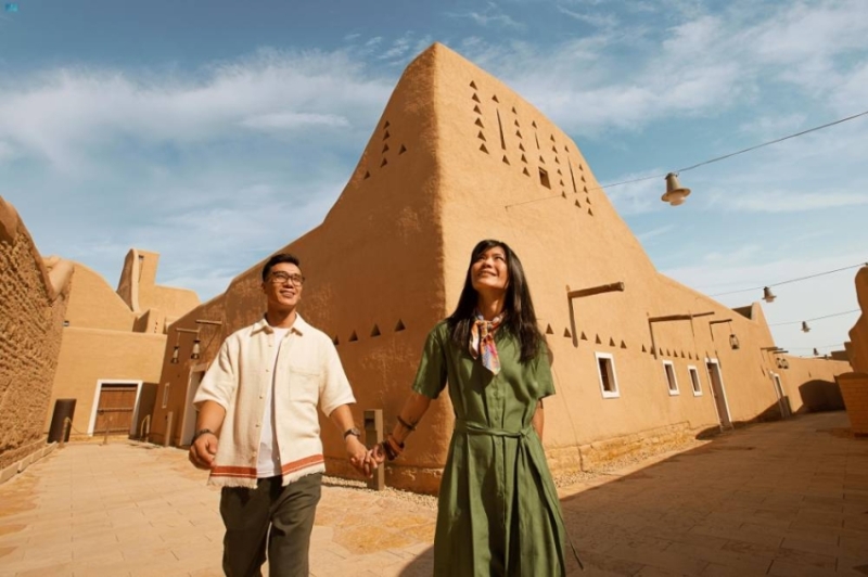 عجائب السعودية تثير اهتمام الزوار في إكسبو اليابان 1 عجائب السعودية تثير اهتمام الزوار في إكسبو اليابان