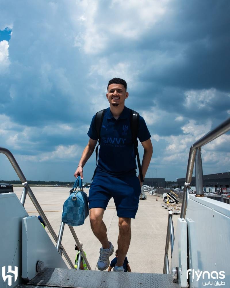 مصادر «عكاظ»: الهلال يخطط لإعارة الحمدان خلال فترة الانتقالات الصيفية