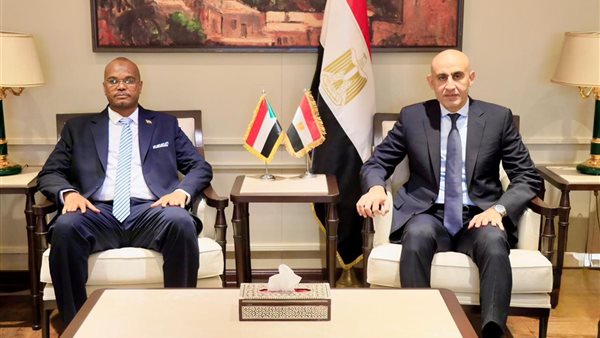 15 ألف جنيه ثمن "حلم الشهادة".. بيزنس المدارس السودانية العشوائية|خاص