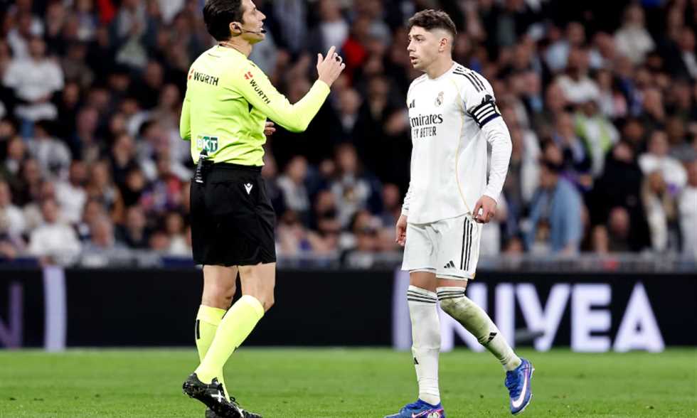 آس: تطبيق الحد الأدني من العقوبة.. رفض استئناف ريال مدريد ضد طرد فالفيردي