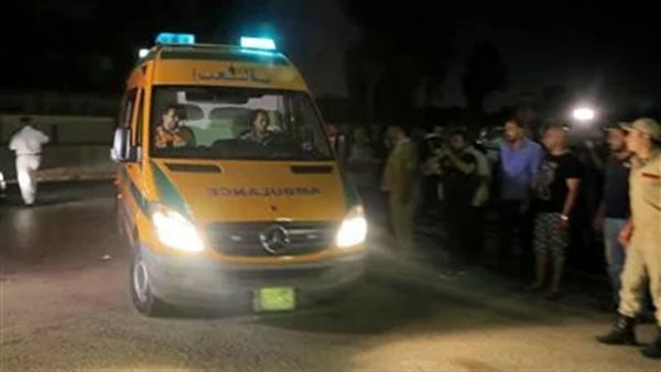إصابة 6 أشخاص إثر انقلاب سيارة ملاكي البحيرة
