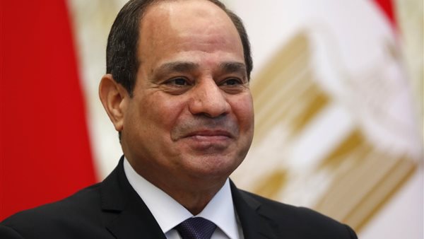 الرئيس السيسي يشارك في لقاء المرأة المصرية والأم المثالية بقصر الاتحادية