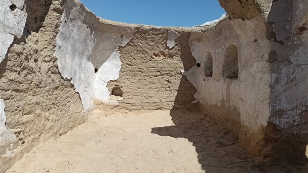 الكشف عن بقايا دير أثري بوادي النطرون يؤرخ لبدايات الرهبنة في مصر والعالم