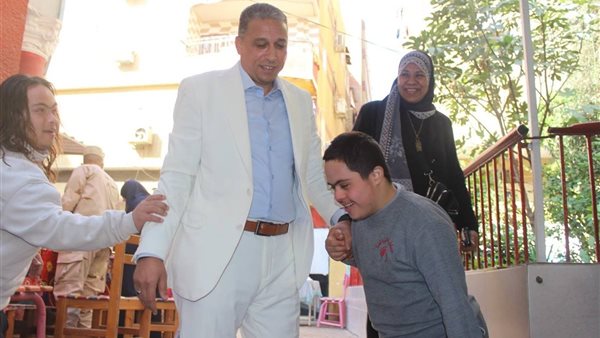 بشرى لطلاب ذوي الهمم بالجيزة.. إنهاء إجراءات التجنيد "داخل المدرسة"