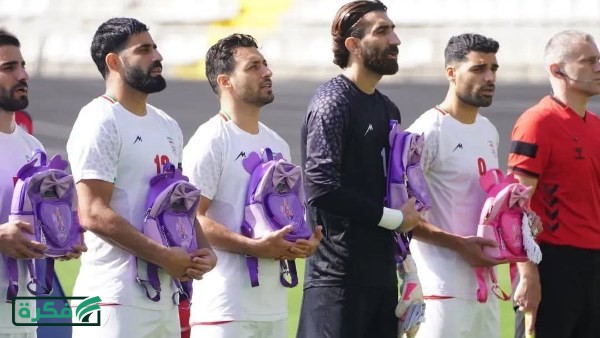 تخليدًا لشهداء مدرسة ميناب.. لاعبو إيران يحملون حقائب مدرسية أثناء مباراة نيجيريا